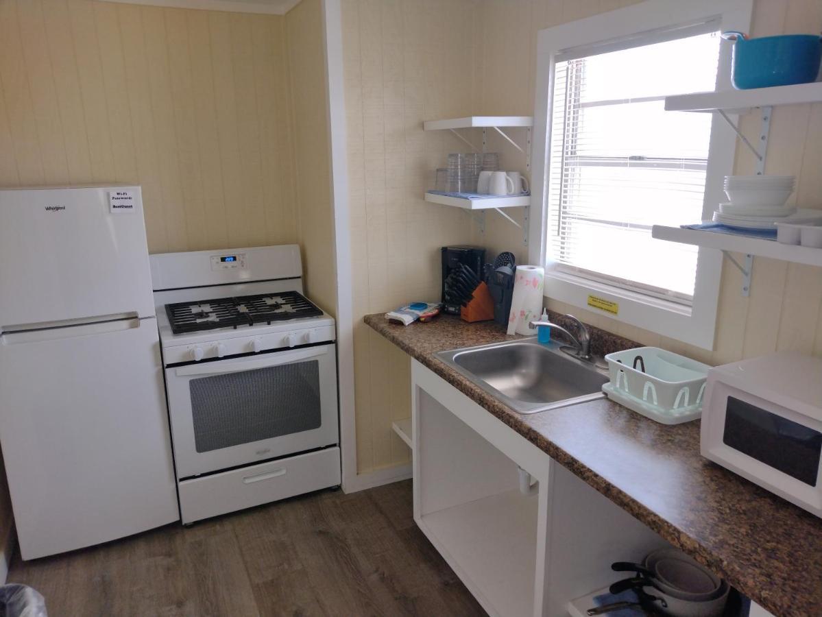 Double Barr Cottage Inn Порт-Аранзас Екстер'єр фото
