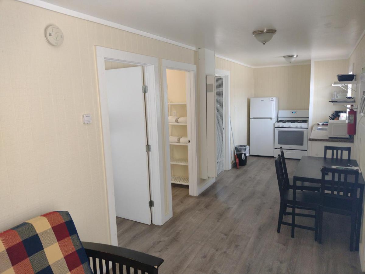 Double Barr Cottage Inn Порт-Аранзас Екстер'єр фото